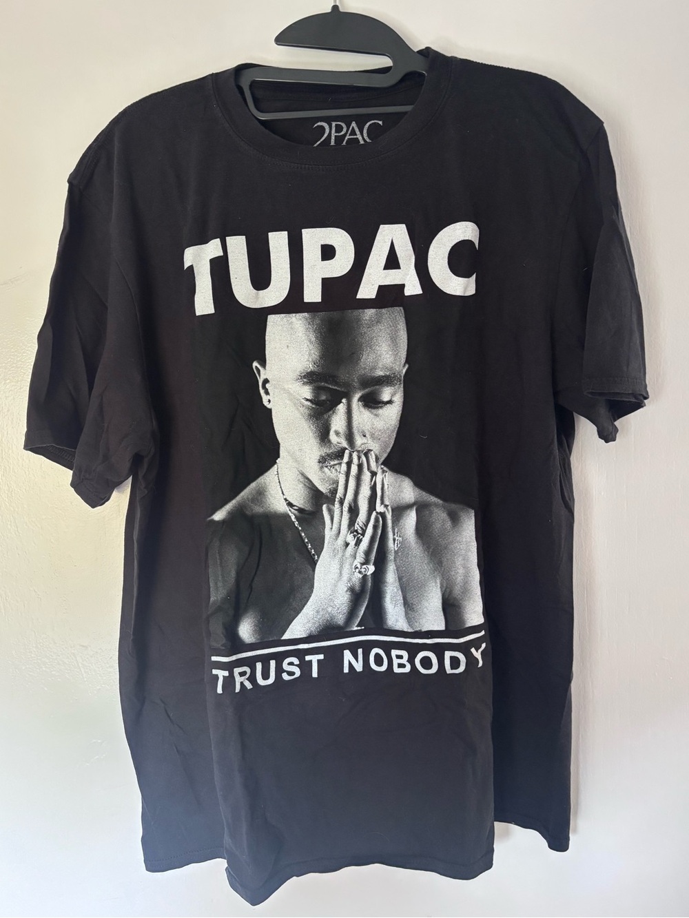 Tupac 2pac Black Graphic Tee - 'Trust Nobody'